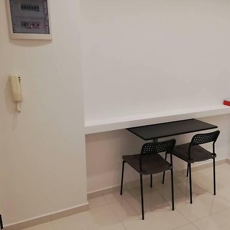 White Lux Apartment For 2 Vipgreece Athen Exterior foto