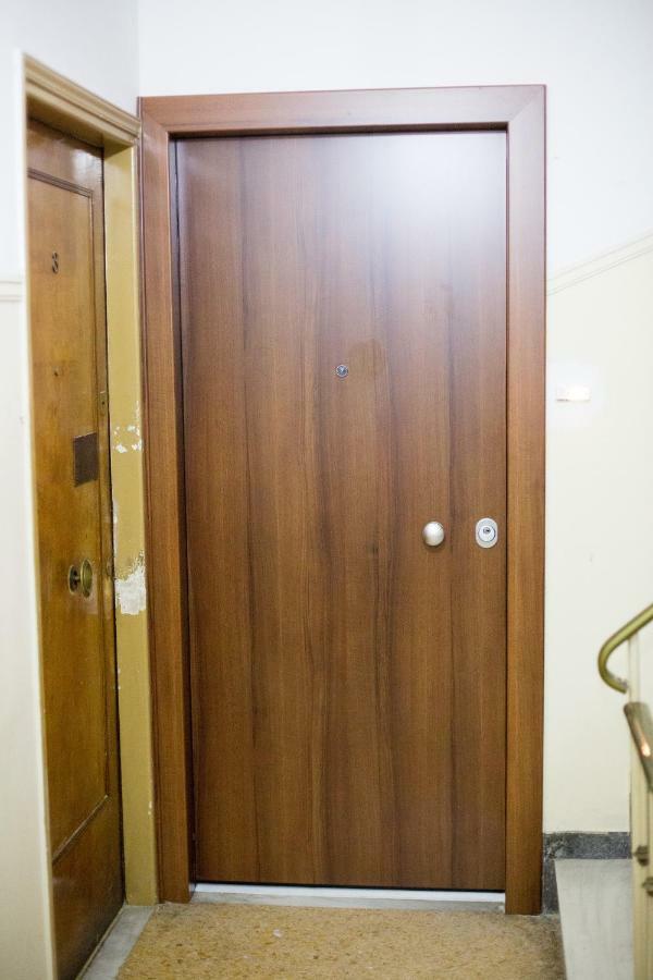White Lux Apartment For 2 Vipgreece Athen Exterior foto